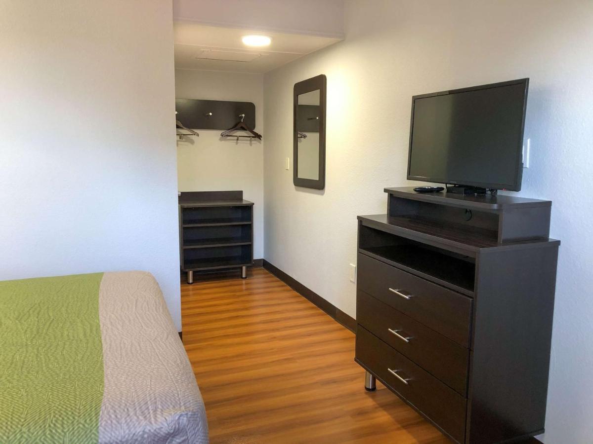 Studio 6 Wichita, Ks - Airport Екстер'єр фото