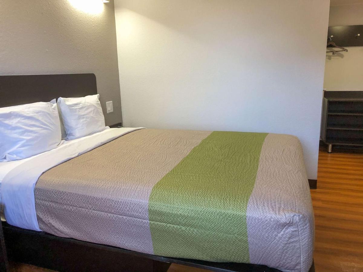 Studio 6 Wichita, Ks - Airport Екстер'єр фото